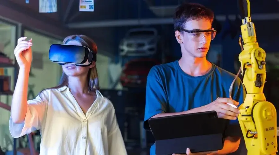 What Is Hologram ‘Avatars’ And Why UK Universities Are Using It?