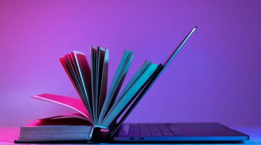 What Is The Use Of Proto Hologram Tech In Education?