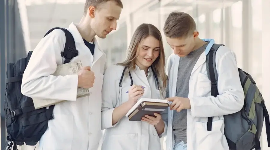 GOVERNMENT DELAYS PLANS TO DOUBLE MEDICAL STUDENTS IN ENGLAND?